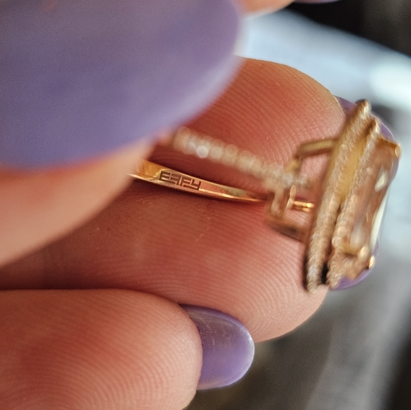 Effy 14k Morganite & diamond ring size 7. Rose gold. Resizeable by a jeweler. Pe - Picture 4 of 9